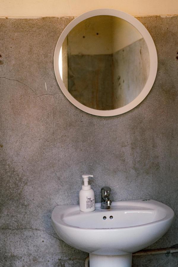 Dope Hostel Taichung Esterno foto