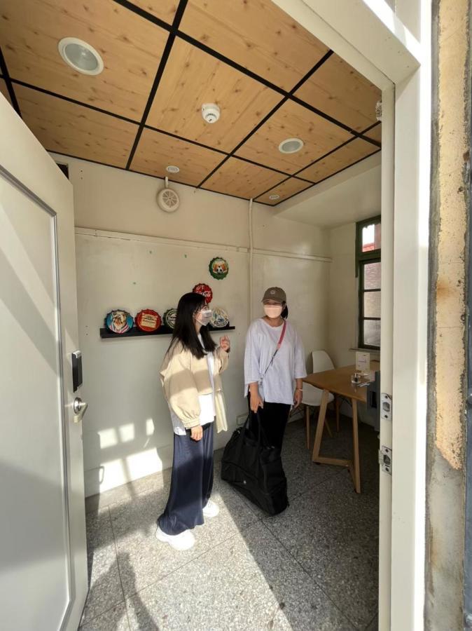 Dope Hostel Taichung Esterno foto