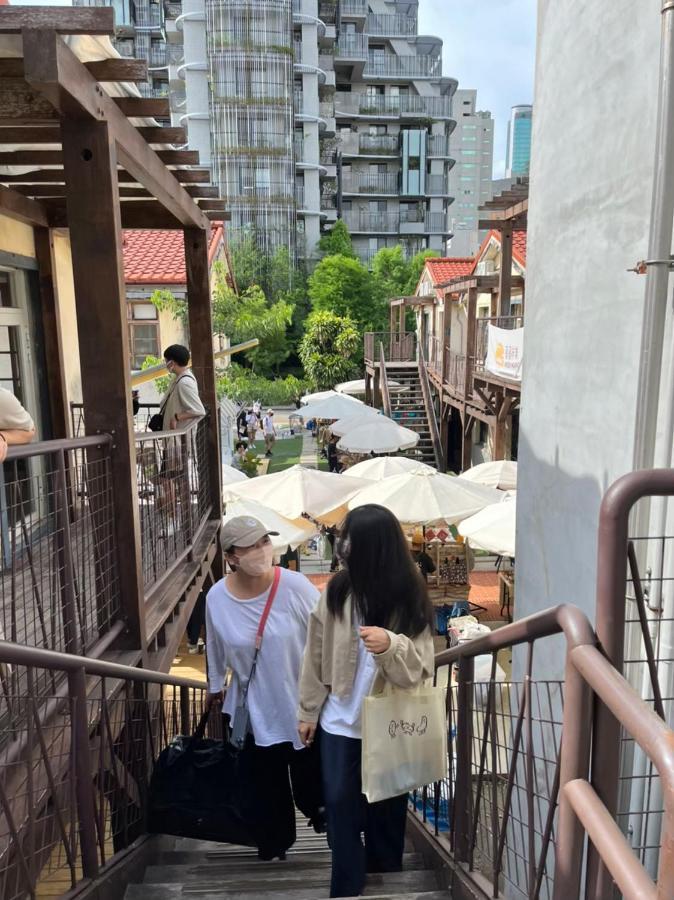 Dope Hostel Taichung Esterno foto