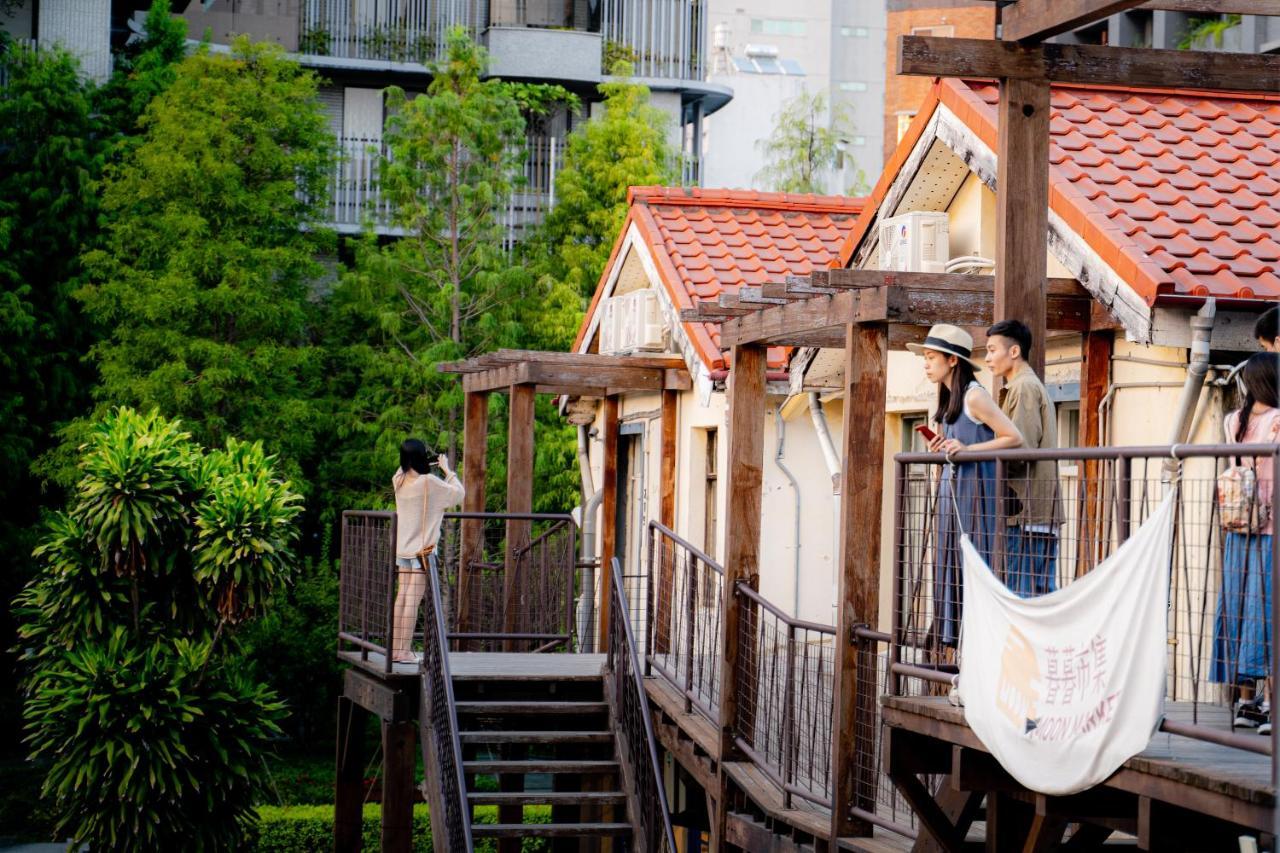 Dope Hostel Taichung Esterno foto