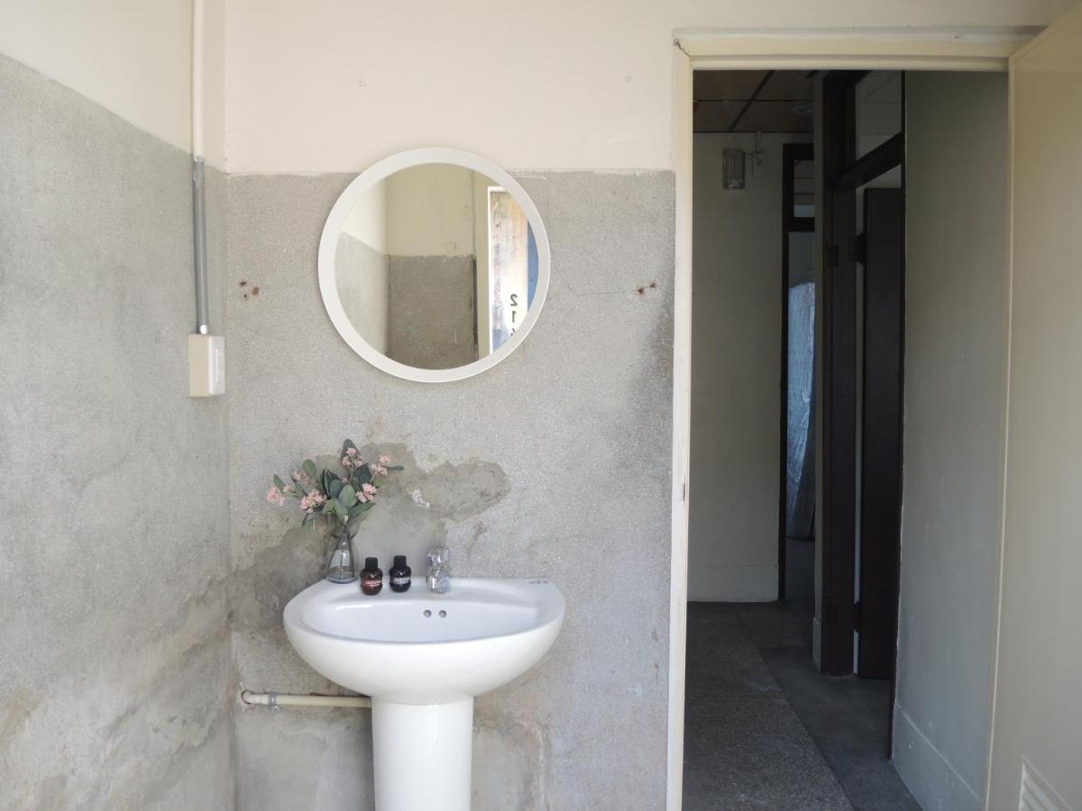 Dope Hostel Taichung Esterno foto